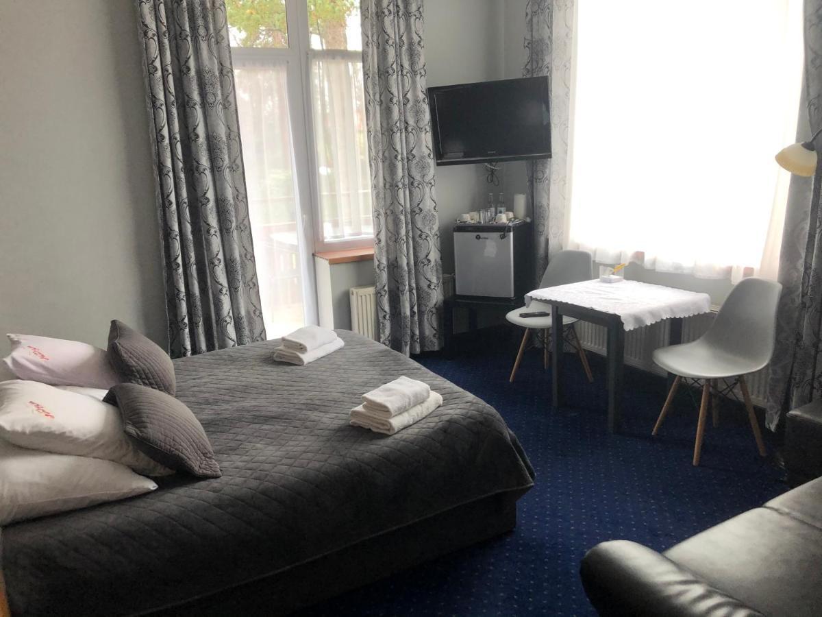 Hotel Bella Jelenia Góra Εξωτερικό φωτογραφία