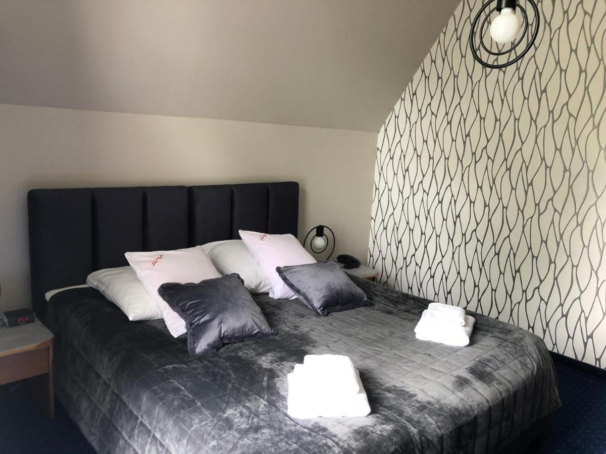 Hotel Bella Jelenia Góra Εξωτερικό φωτογραφία