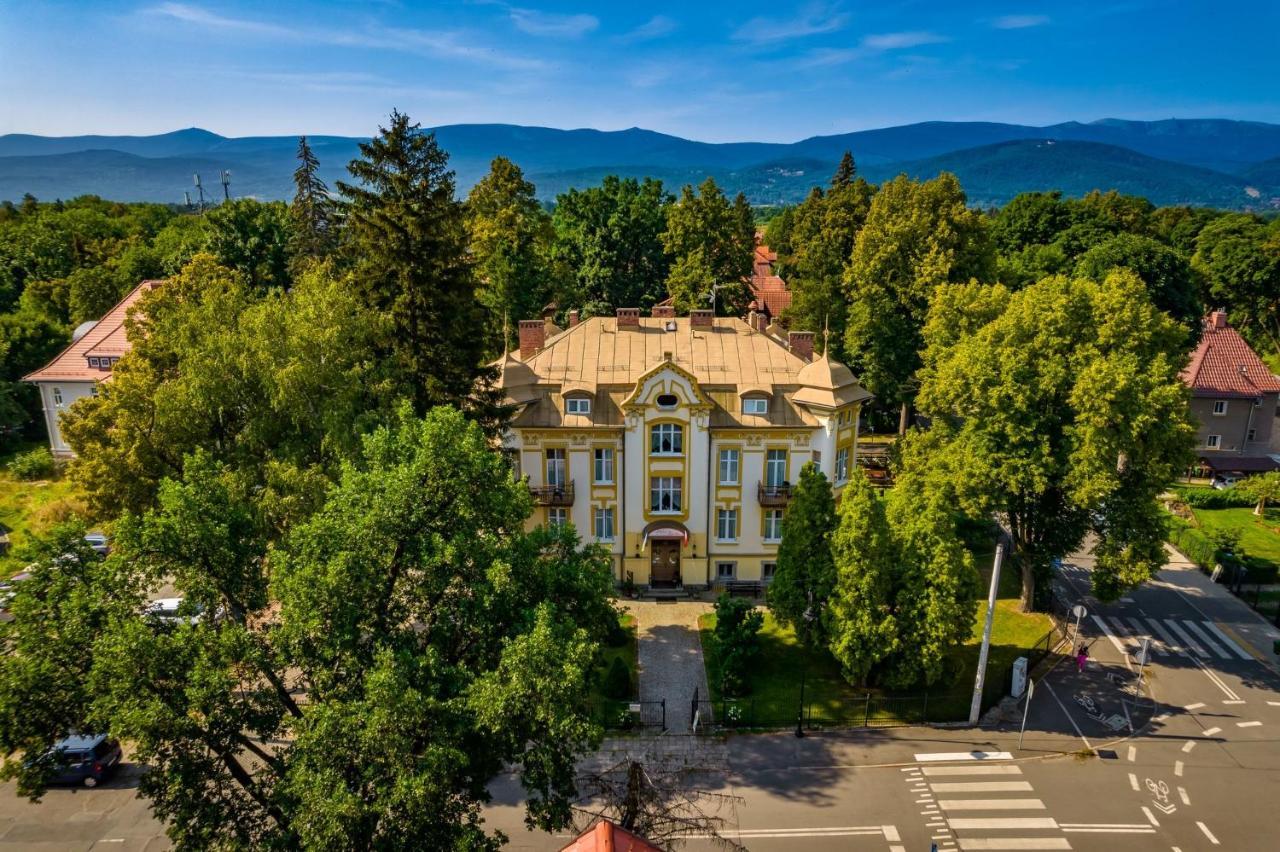 Hotel Bella Jelenia Góra Εξωτερικό φωτογραφία