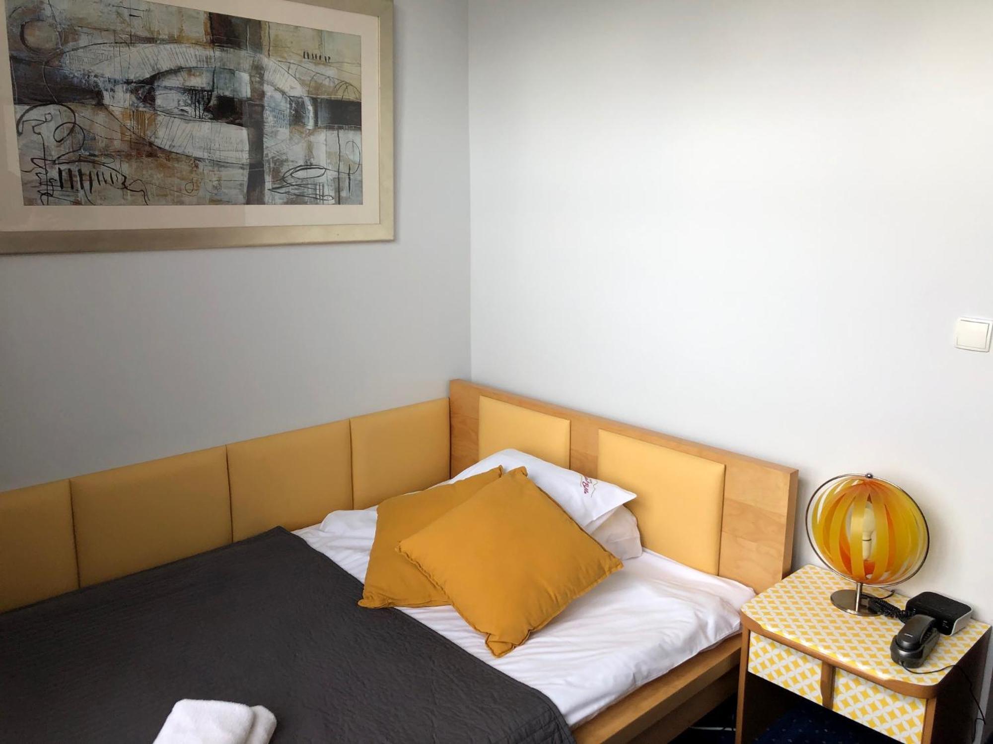 Hotel Bella Jelenia Góra Εξωτερικό φωτογραφία