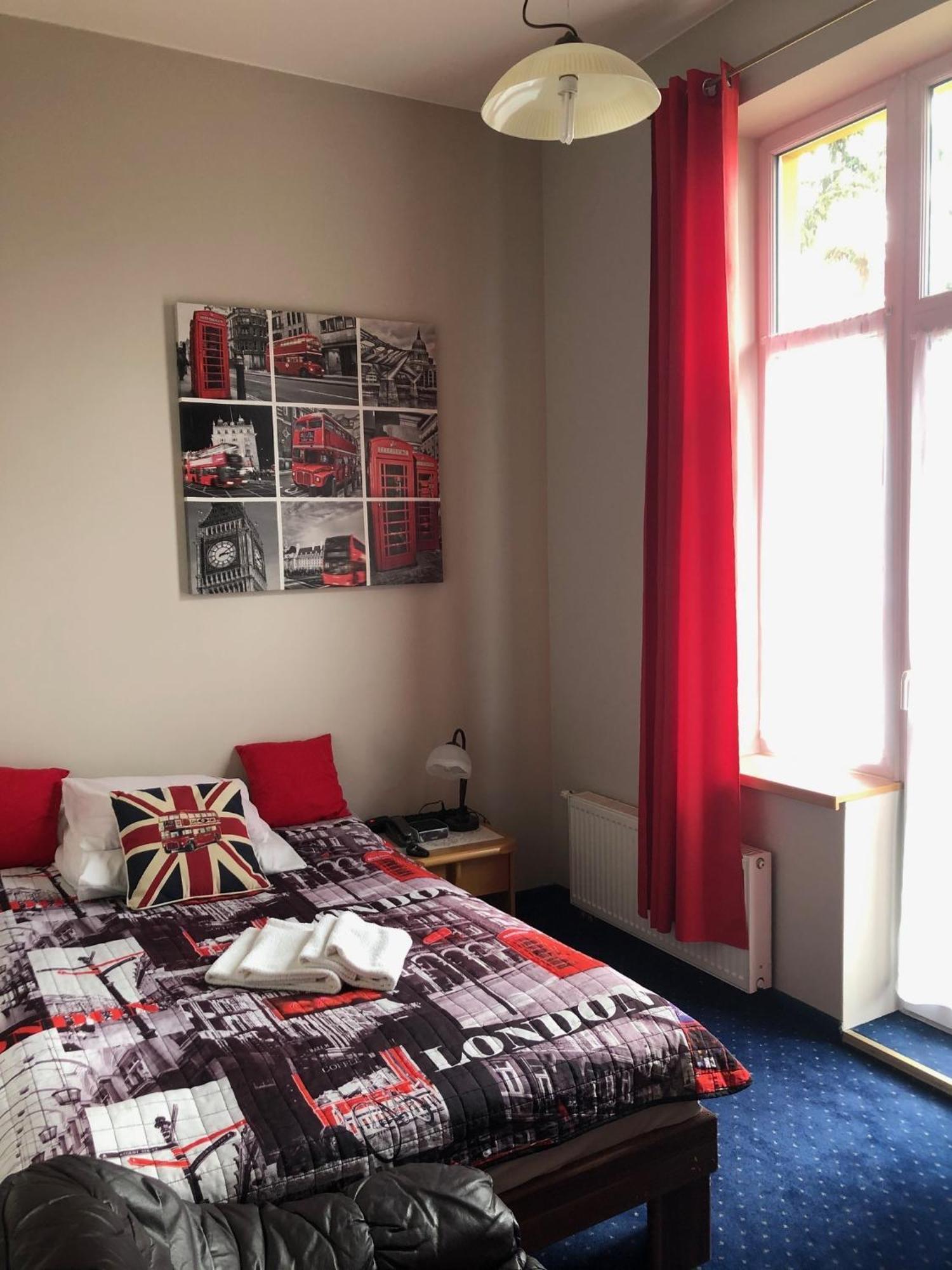 Hotel Bella Jelenia Góra Εξωτερικό φωτογραφία