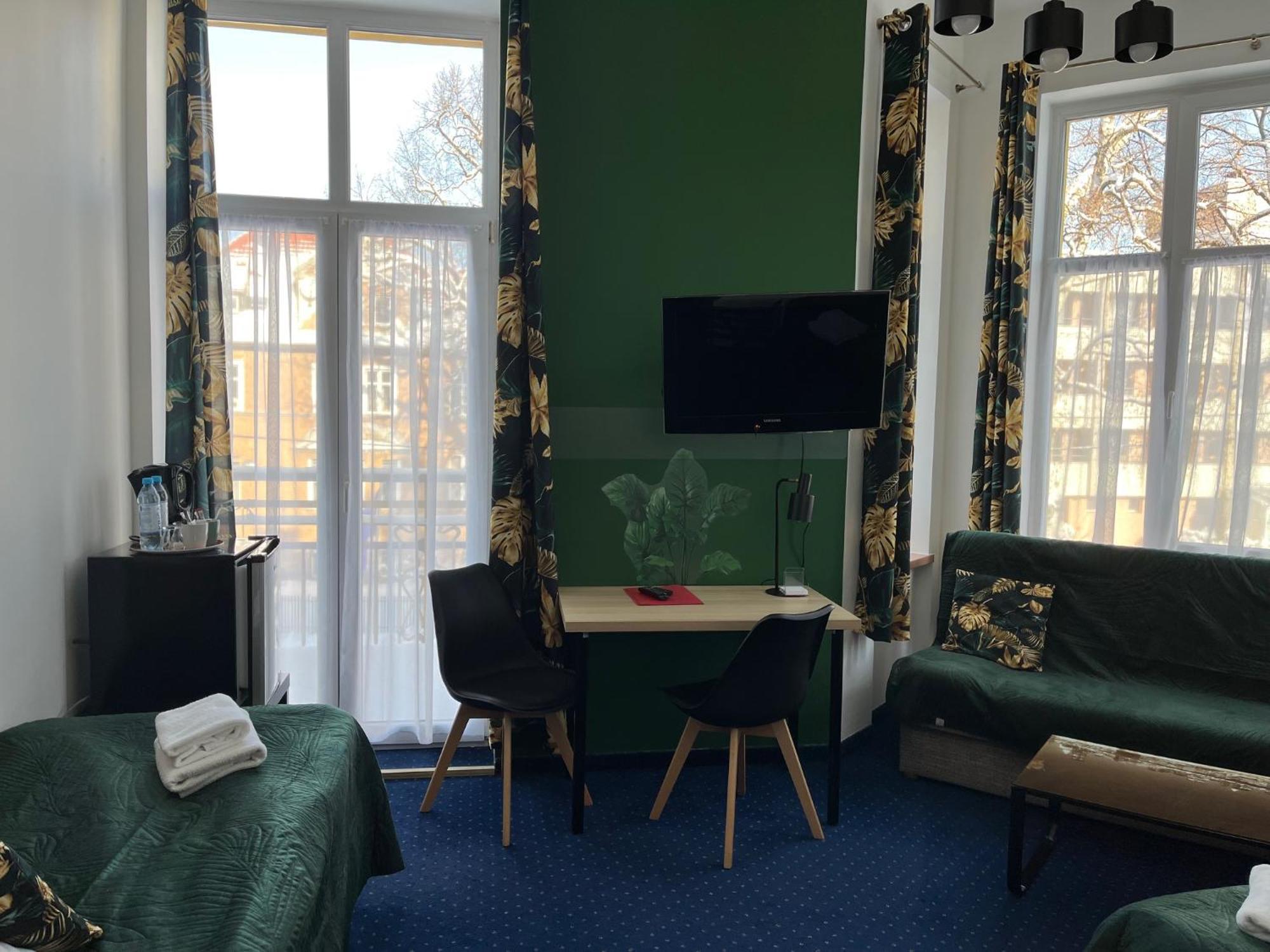 Hotel Bella Jelenia Góra Εξωτερικό φωτογραφία